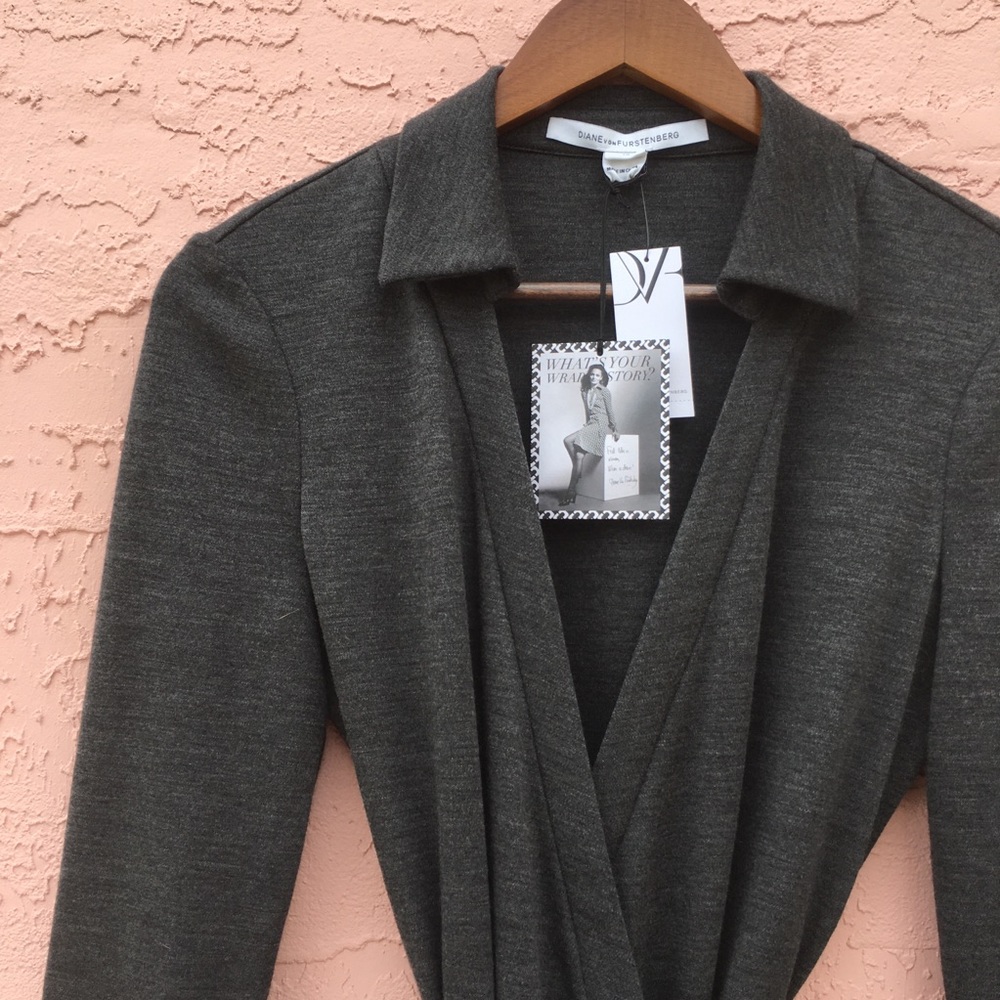 Diane Von Furstenberg Charcoal Gray Wool Wrap- runs small more like size 8!